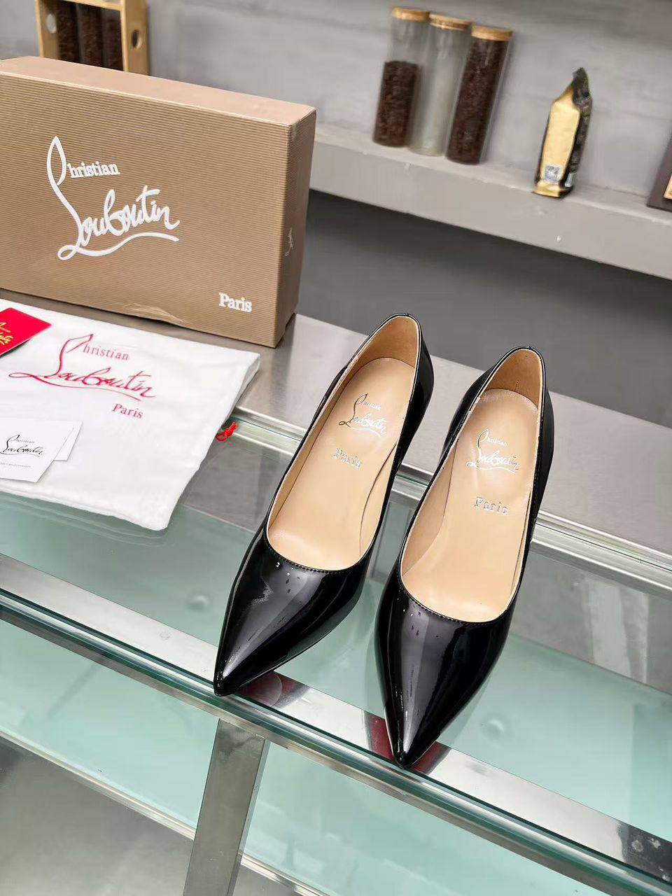 Loubout1n shoes